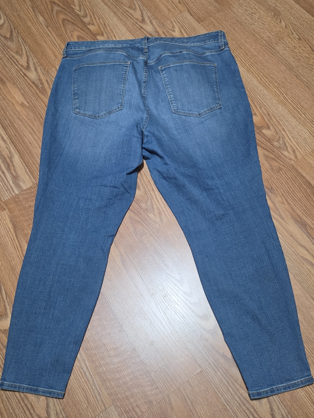Universal Thread Distressed High Rise Skinny Jeans - Picture 2 of 4